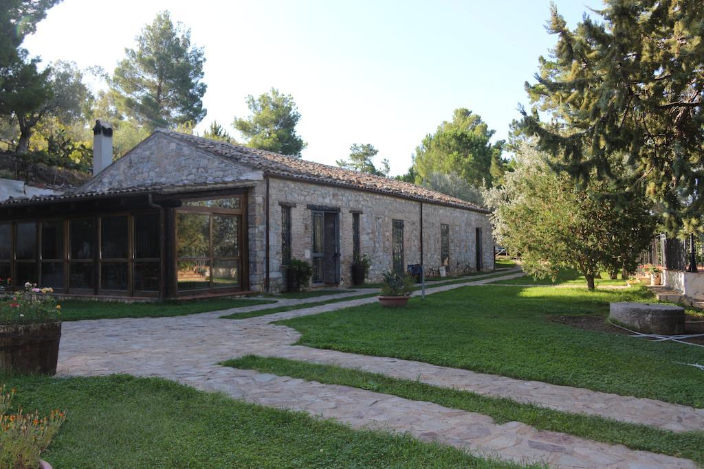 L'Antico Casale Guest House Polizzi Generosa Exterior photo
